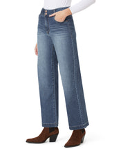 Everbreeze Curvy High-Rise Relaxed Flare Jeans (Regular)