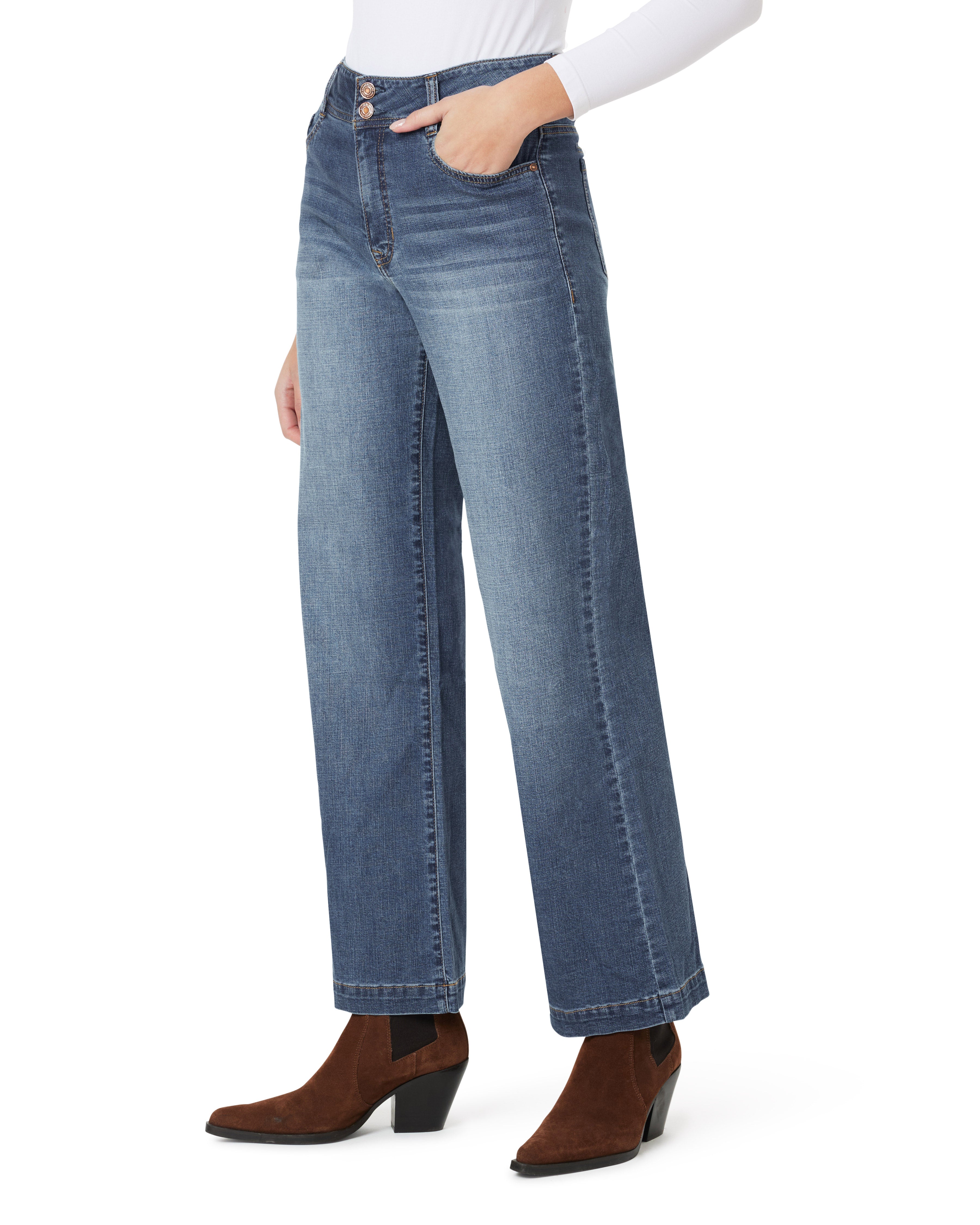 Everbreeze Curvy High-Rise Relaxed Flare Jeans (Regular)