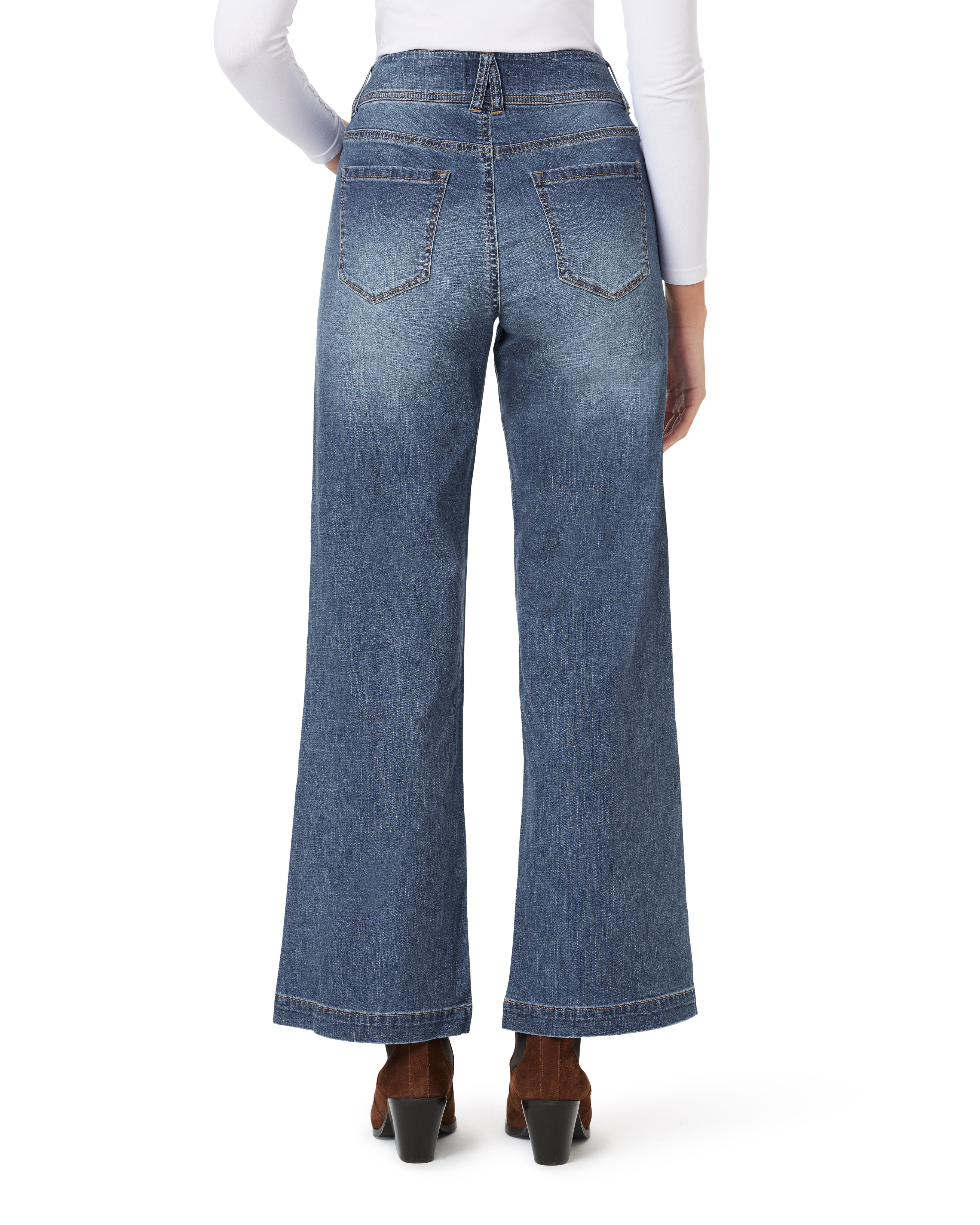 Everbreeze Curvy High-Rise Relaxed Flare Jeans (Regular)